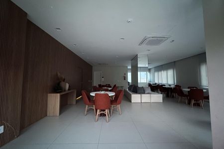 Apartamento para alugar com 31m², 1 quarto e sem vaga Apartamento para alugar com 31m², 1 quarto e sem vagaÁrea comum - Salão de festas