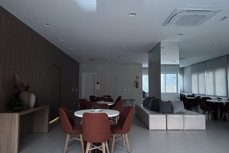 Apartamento para alugar com 31m², 1 quarto e sem vaga Apartamento para alugar com 31m², 1 quarto e sem vagaÁrea comum - Salão de festas