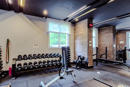 Apartamento para alugar com 105m², 3 quartos e 2 vagas Apartamento para alugar com 105m², 3 quartos e 2 vagasÁrea comum - Academia