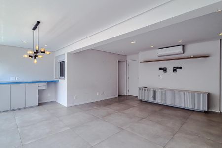 Sala de apartamento para alugar com 3 quartos, 105m² em Barra Funda, São Paulo