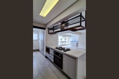 Apartamento para alugar com 105m², 3 quartos e 2 vagas Apartamento para alugar com 105m², 3 quartos e 2 vagasCozinha