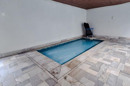Apartamento para alugar com 105m², 3 quartos e 2 vagas Apartamento para alugar com 105m², 3 quartos e 2 vagasÁrea comum - Piscina