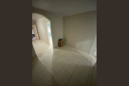 Casa para alugar com 139m², 3 quartos e 2 vagasSala