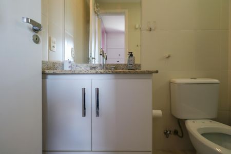 Apartamento à venda com 172m², 3 quartos e 3 vagasBanheiro da Suíte 1