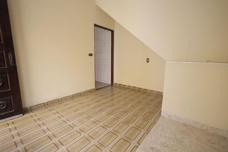Sala de casa para alugar com 1 quarto, 43m² em Jardim Santo Alberto, Santo André