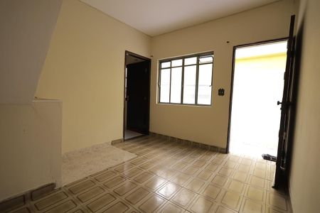 Casa para alugar com 43m², 1 quarto e sem vagaSala