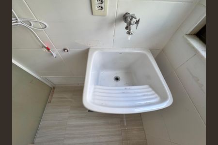 Apartamento para alugar com 67m², 2 quartos e 1 vaga Apartamento para alugar com 67m², 2 quartos e 1 vagaCozinha e Área de Serviço