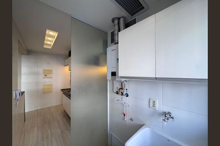 Apartamento para alugar com 67m², 2 quartos e 1 vaga Apartamento para alugar com 67m², 2 quartos e 1 vagaCozinha e Área de Serviço