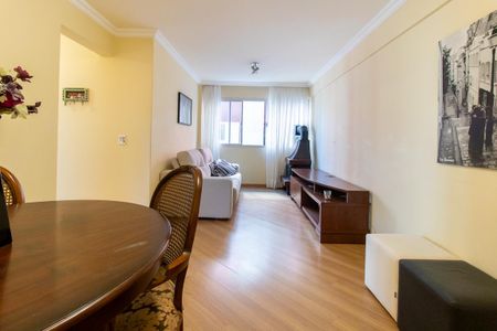 Sala de apartamento para alugar com 3 quartos, 65m² em Batel, Curitiba