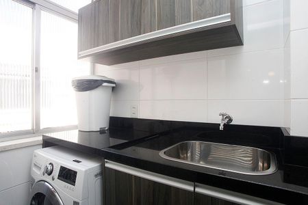 Apartamento à venda com 55m², 1 quarto e sem vagaCozinha + Área de Serviço