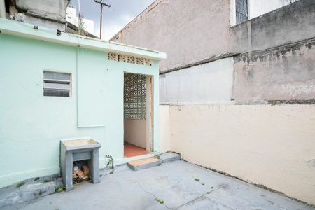 Casa à venda com 136m², 3 quartos e 1 vagaQuintal casa 2