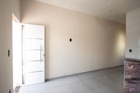 Sala  de casa para alugar com 2 quartos, 53m² em Jardim Nilton Torres, Sorocaba