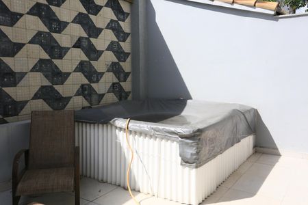 Casa à venda com 200m², 4 quartos e 2 vagas Casa à venda com 200m², 4 quartos e 2 vagasQuintal