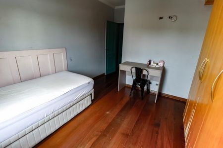 Casa à venda com 200m², 4 quartos e 2 vagasSuíte 1