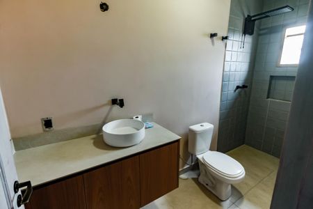 Casa à venda com 200m², 4 quartos e 2 vagasBanheiro da Suíte 1