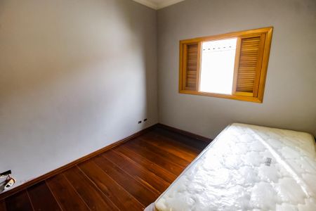 Casa à venda com 200m², 4 quartos e 2 vagasQuarto 1
