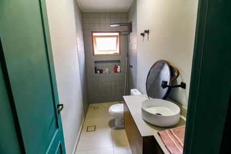 Casa à venda com 200m², 4 quartos e 2 vagasBanheiro Corredor