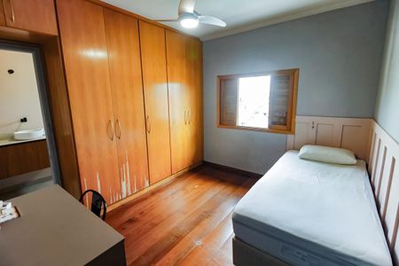 Casa à venda com 200m², 4 quartos e 2 vagasSuíte 1