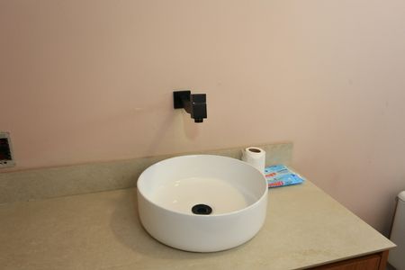 Casa à venda com 200m², 4 quartos e 2 vagas Casa à venda com 200m², 4 quartos e 2 vagassuíte 1suíte 1