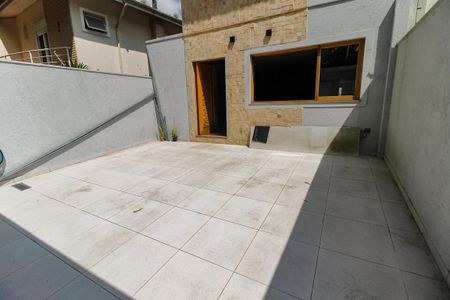 Casa à venda com 200m², 4 quartos e 2 vagasGaragem