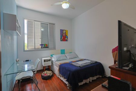 Apartamento à venda com 3 quartos, 75m² em Carmo, Belo Horizonte