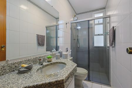 Apartamento à venda com 75m², 3 quartos e 1 vaga