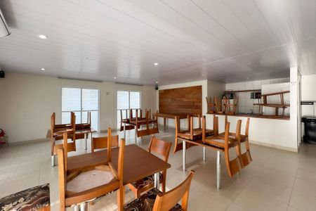 Apartamento para alugar com 46m², 2 quartos e 1 vaga Apartamento para alugar com 46m², 2 quartos e 1 vagaÁrea comum - Salão de festas