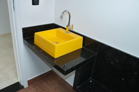 Casa de Condomínio para alugar com 3 quartos, 170m² em Jardim Rio das Pedras, Cotia