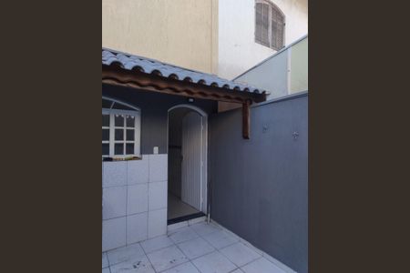 Casa para alugar com 130m², 2 quartos e 3 vagas Casa para alugar com 130m², 2 quartos e 3 vagasÁrea externa