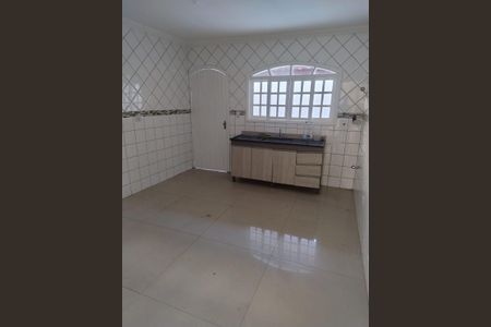 Casa para alugar com 130m², 2 quartos e 3 vagas Casa para alugar com 130m², 2 quartos e 3 vagasCozinha