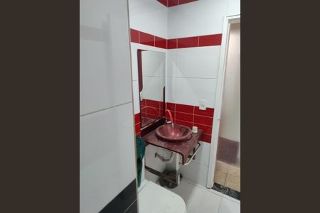 Banheiro de casa para alugar com 2 quartos, 130m² em Jardim Santa Maria, São Paulo