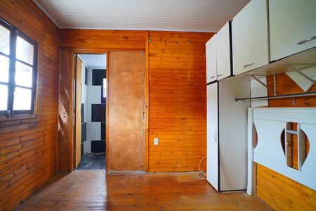 Quarto  de casa para alugar com 1 quarto, 39m² em Jardim Sabará, Porto Alegre