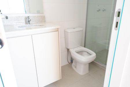 Apartamento para alugar com 62m², 2 quartos e 1 vaga Apartamento para alugar com 62m², 2 quartos e 1 vagaBanheiro da Suíte