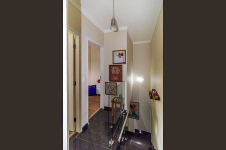 Casa à venda com 165m², 3 quartos e 3 vagasHall dos Quartos