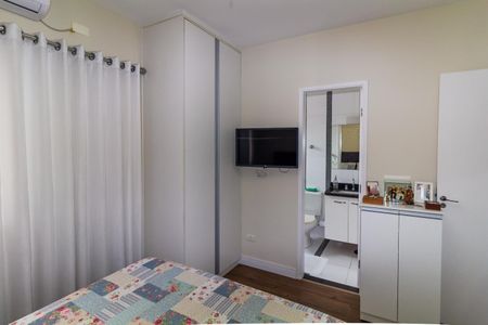 Casa à venda com 165m², 3 quartos e 3 vagasQuarto 3 - Suíte