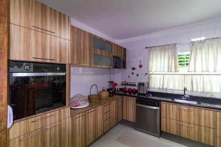 Casa à venda com 165m², 3 quartos e 3 vagasCozinha