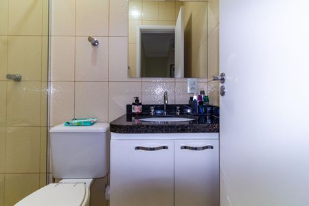 Casa à venda com 165m², 3 quartos e 3 vagasBanheiro 2