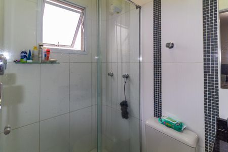 Casa à venda com 165m², 3 quartos e 3 vagasBanheiro da Suíte