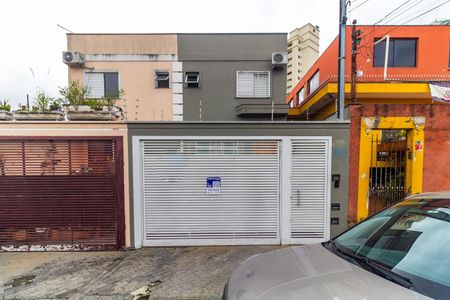Casa à venda com 165m², 3 quartos e 3 vagasFachada