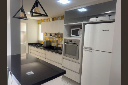 Apartamento para alugar com 79m², 2 quartos e 1 vaga Apartamento para alugar com 79m², 2 quartos e 1 vagaCozinha