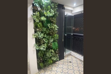 Apartamento para alugar com 79m², 2 quartos e 1 vaga Apartamento para alugar com 79m², 2 quartos e 1 vagaVaranda