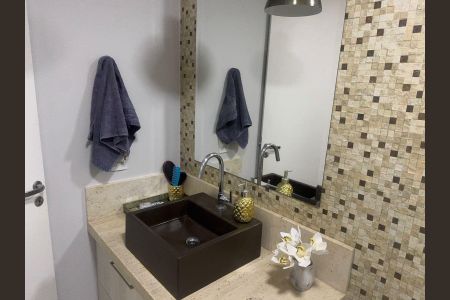 Banheiro de apartamento para alugar com 2 quartos, 79m² em Jardim Ermida I, Jundiaí