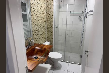 Apartamento para alugar com 79m², 2 quartos e 1 vaga Apartamento para alugar com 79m², 2 quartos e 1 vagaBanheiro