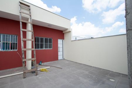 Casa para alugar com 53m², 2 quartos e 1 vaga Casa para alugar com 53m², 2 quartos e 1 vagaGaragem