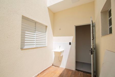 Casa para alugar com 53m², 2 quartos e 1 vaga Casa para alugar com 53m², 2 quartos e 1 vagaÁrea de Serviço
