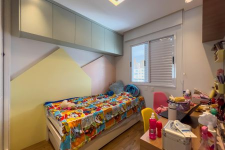 Apartamento à venda com 94m², 3 quartos e 2 vagas Apartamento à venda com 94m², 3 quartos e 2 vagasQuarto 3