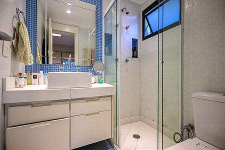 Apartamento à venda com 226m², 3 quartos e 4 vagasBanheiro Suíte 1