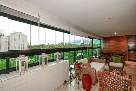 Varanda de apartamento à venda com 3 quartos, 226m² em Panamby, São Paulo