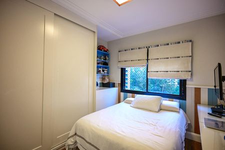 Apartamento à venda com 226m², 3 quartos e 4 vagasSuíte 1