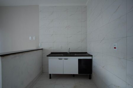 Casa para alugar com 53m², 2 quartos e 1 vaga Casa para alugar com 53m², 2 quartos e 1 vagaCozinha